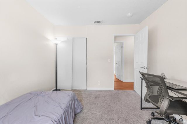 1293 Devonshire Dr, Vacaville, CA 95687