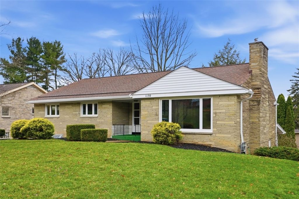 1150 Arrowood Dr, Mt Lebanon, PA 15243