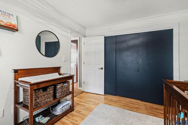 4701 W 37th St Street, Sioux Falls, SD 57106