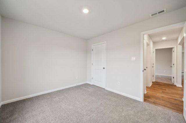 108 FIELDCREST LN, Staunton, VA 24401