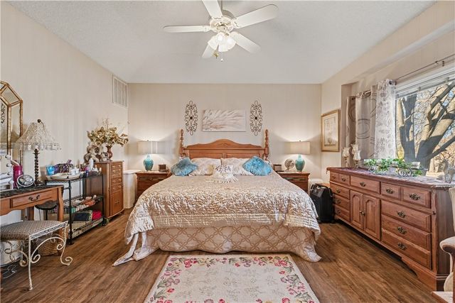 16 Monikie Drive, Bella Vista, AR 72715