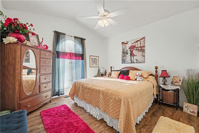 16 Monikie Drive, Bella Vista, AR 72715