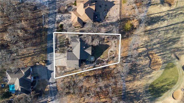 16 Monikie Drive, Bella Vista, AR 72715