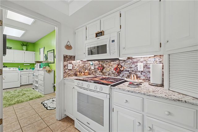 16 Monikie Drive, Bella Vista, AR 72715