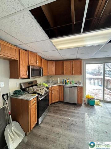 818 William Street, Pen Argyl Boro, PA 18072