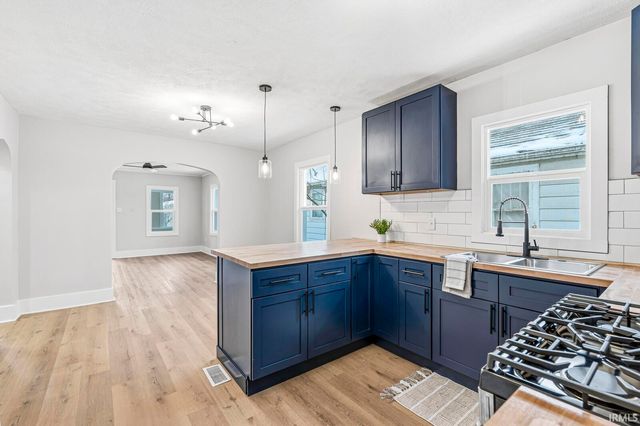 2317 Roger Street, South Bend, IN 46628