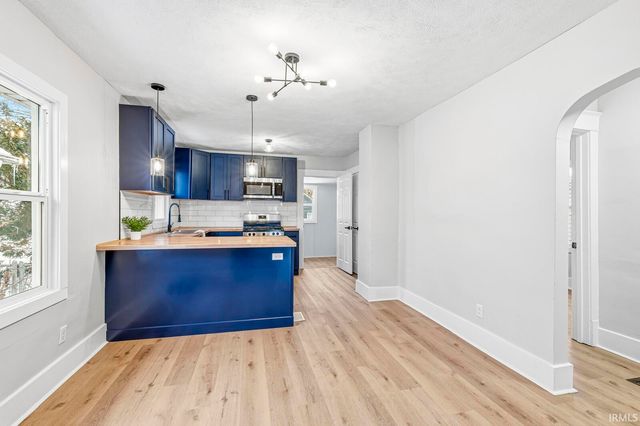 2317 Roger Street, South Bend, IN 46628