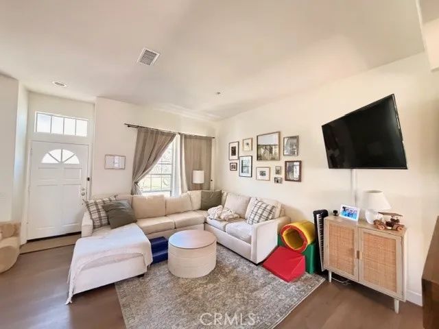 2942 Ballesteros, Tustin, CA 92782