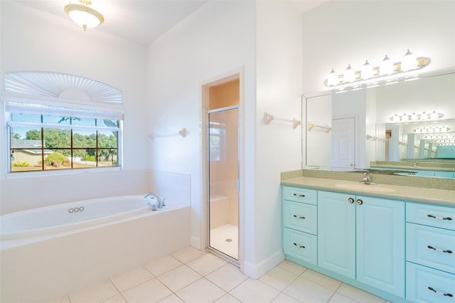 304 LOCHEN CIRCLE SE, Winter Haven, FL 33884