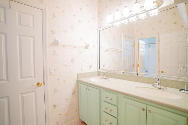 304 LOCHEN CIRCLE SE, Winter Haven, FL 33884