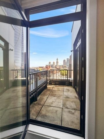 121 Portland St 902, Boston, MA 02114
