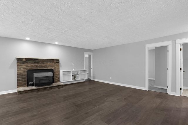 14219 Graham Road SW, Pataskala, OH 43062