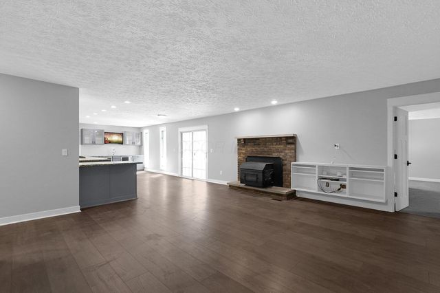 14219 Graham Road SW, Pataskala, OH 43062