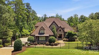 19115 Youngblood Road W, Charlotte, NC 28278