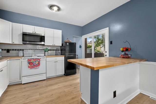 222 Wells Street, Elsmere, KY 41018