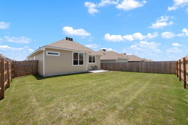133 Walk Way DR, Jarrell, TX 76537
