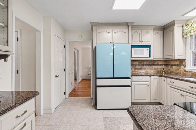 909 Woodland Forest Drive, Waxhaw, NC 28173