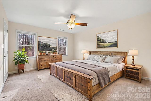 909 Woodland Forest Drive, Waxhaw, NC 28173