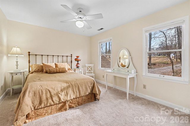 909 Woodland Forest Drive, Waxhaw, NC 28173