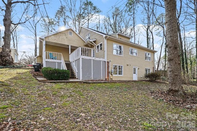 909 Woodland Forest Drive, Waxhaw, NC 28173