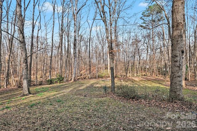 909 Woodland Forest Drive, Waxhaw, NC 28173