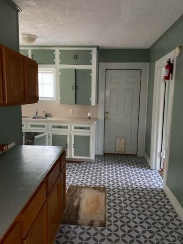 1004 Mccall Avenue, Conroe, TX 77301