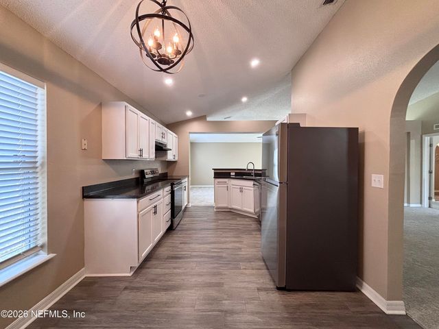 7332 GUM TREE Road, Jacksonville, FL 32244