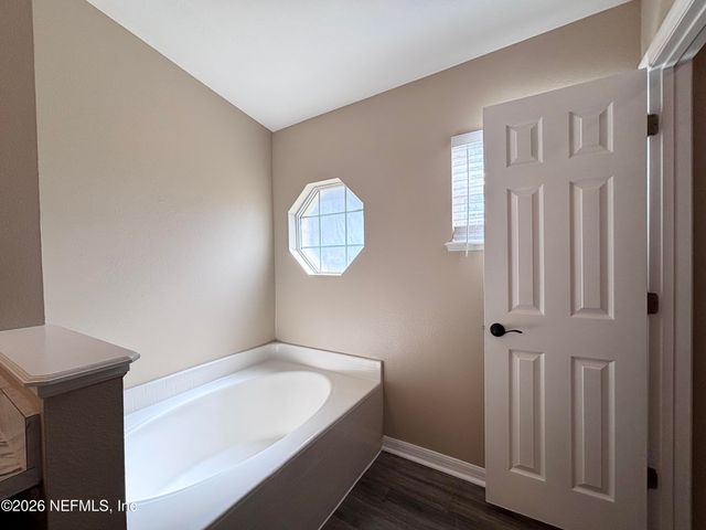 7332 GUM TREE Road, Jacksonville, FL 32244