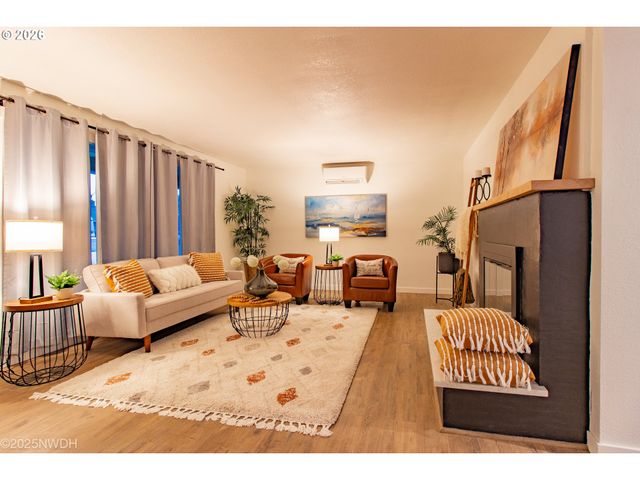 1682 HEMLOCK St, Eugene, OR 97404