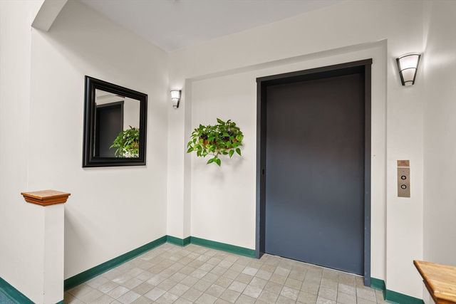 76 Elm Street PH 404, Boston, MA 02130