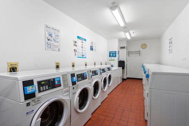 76 Elm Street PH 404, Boston, MA 02130