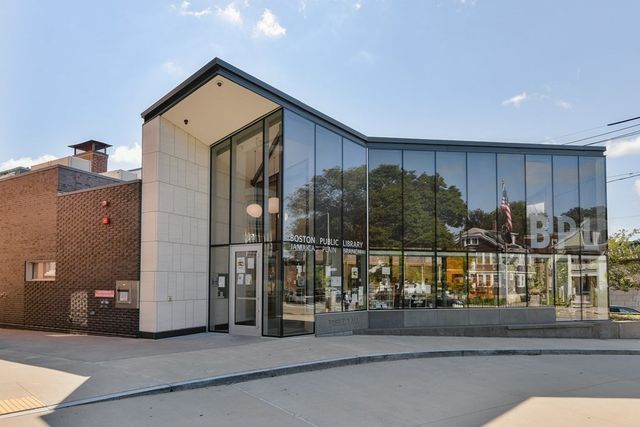 76 Elm Street PH 404, Boston, MA 02130