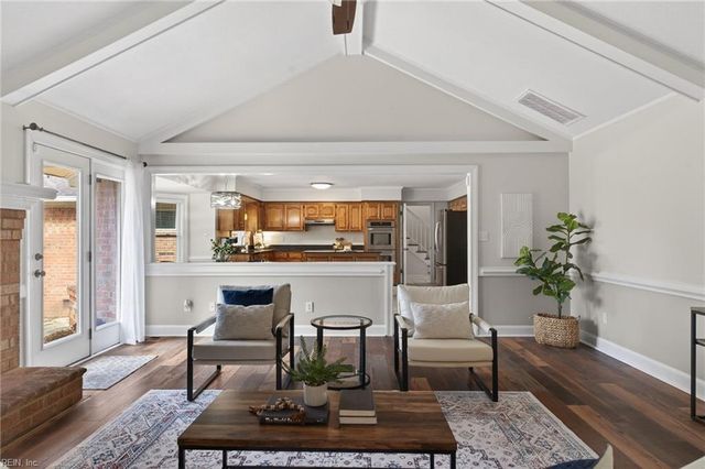 1432 Pine Grove LN, Chesapeake, VA 23321