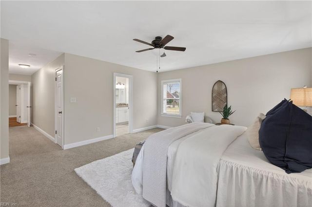 1432 Pine Grove LN, Chesapeake, VA 23321