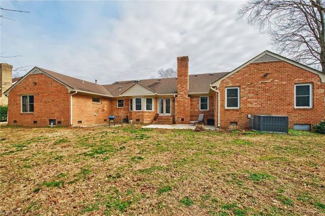 1432 Pine Grove LN, Chesapeake, VA 23321