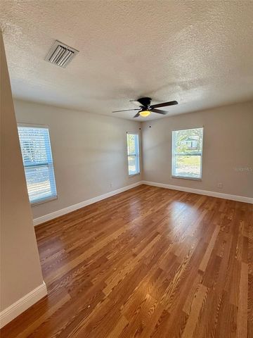 345 E ORANGE STREET, Altamonte Springs, FL 32701