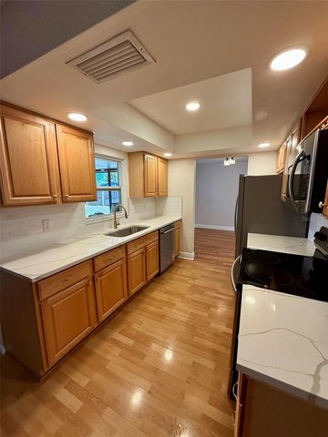 345 E ORANGE STREET, Altamonte Springs, FL 32701