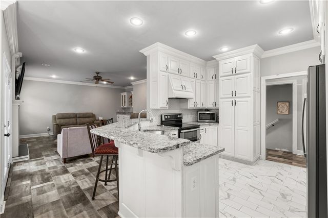 7 Torreyhill Road, Rogers, AR 72756