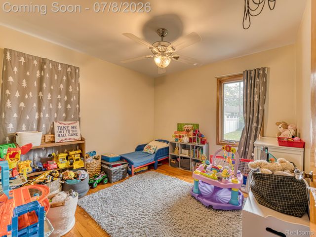 3125 Anna Avenue, Trenton, MI 48183
