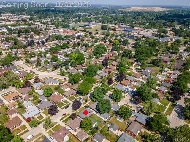3125 Anna Avenue, Trenton, MI 48183
