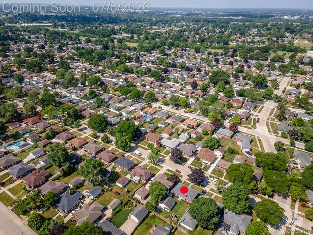 3125 Anna Avenue, Trenton, MI 48183