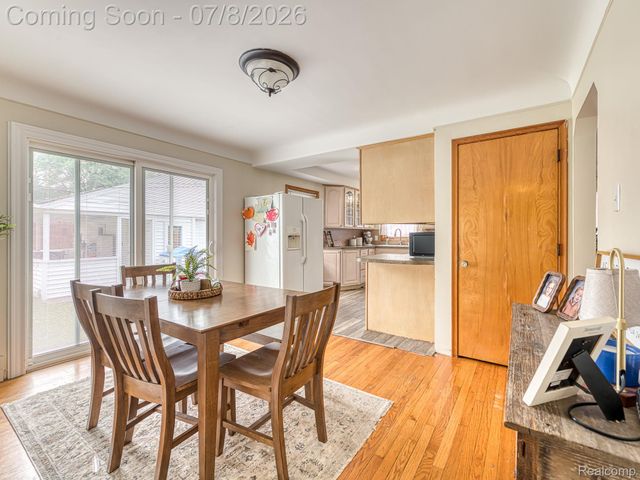 3125 Anna Avenue, Trenton, MI 48183