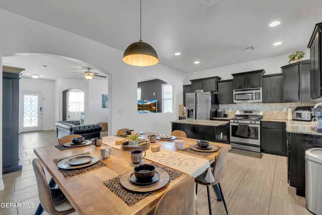 11425 FLOR LIATRIS Drive, Socorro, TX 79927