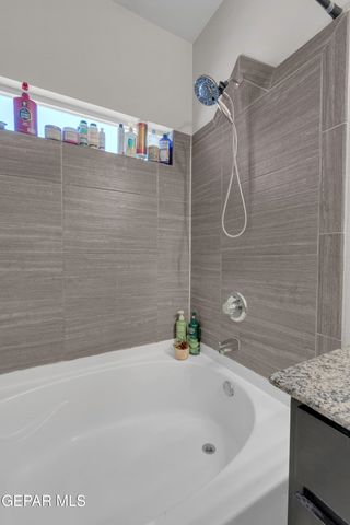 11425 FLOR LIATRIS Drive, Socorro, TX 79927