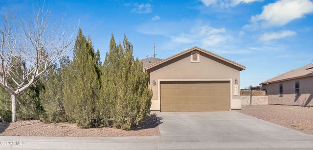 11425 FLOR LIATRIS Drive, Socorro, TX 79927