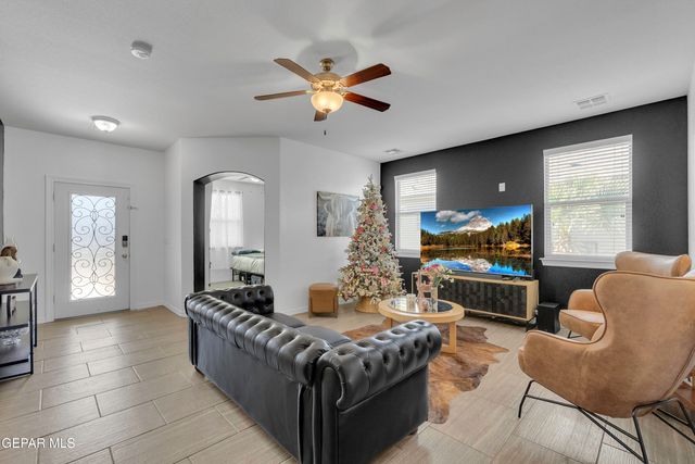 11425 FLOR LIATRIS Drive, Socorro, TX 79927