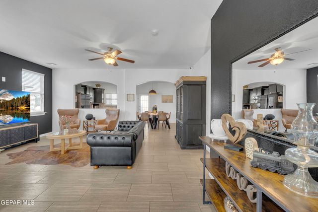 11425 FLOR LIATRIS Drive, Socorro, TX 79927