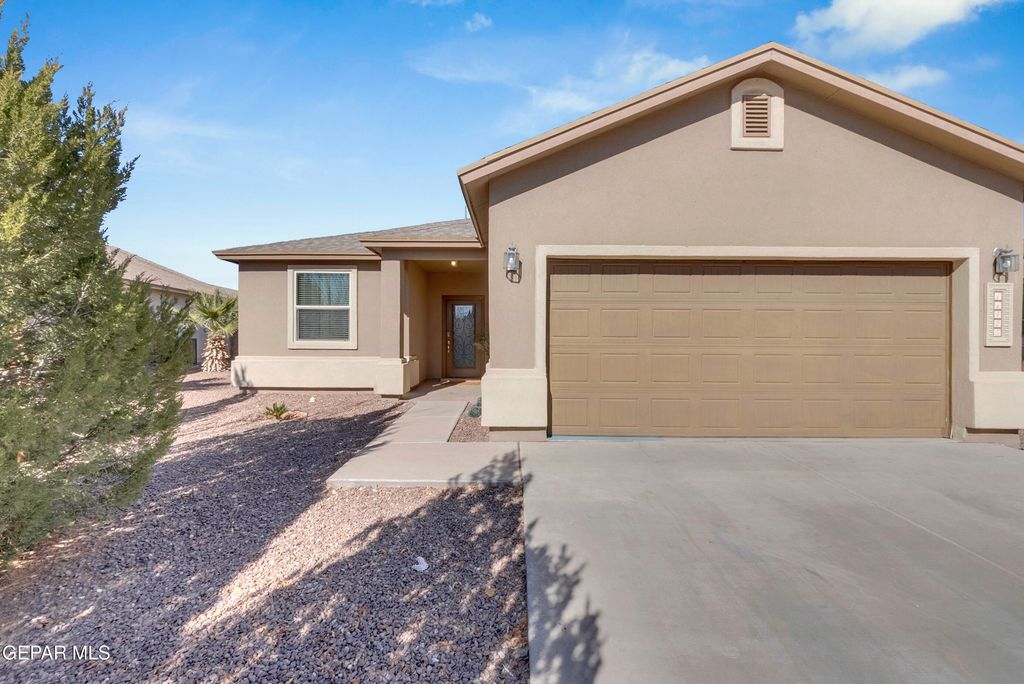 11425 FLOR LIATRIS Drive, Socorro, TX 79927