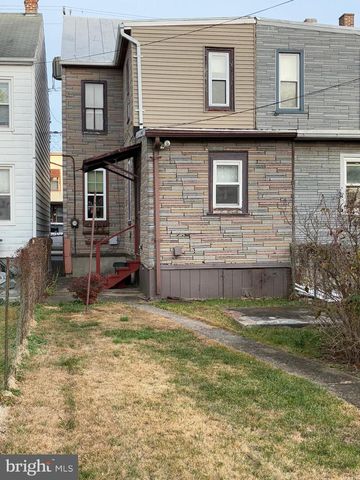 313 S 10TH ST, Lebanon, PA 17042