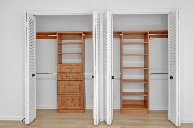 2891 NW 28th Ter, Boca Raton, FL 33434